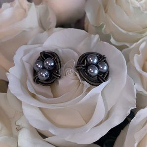 Vintage Handmade Silver Gray Pearls Stud Earrings